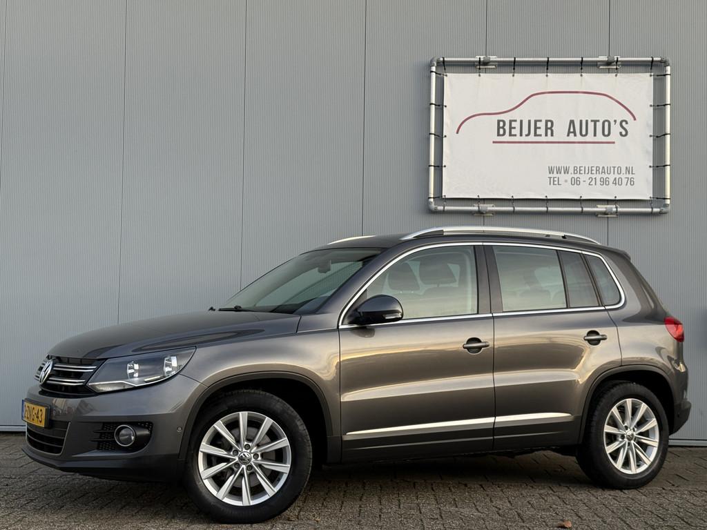 Volkswagen Tiguan 1.4 TSI Sport&Style Navigatie/Trekhaak/PDC, Euro 5, 4 cilinders, 160 pk, Alcantara