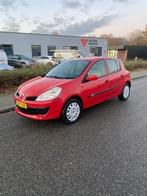 Renault Clio 1.5 dCi 5 deurs AIRCO/Nieuwe APK, Auto's, Renault, Gebruikt, Zwart, 4 cilinders, 68 pk