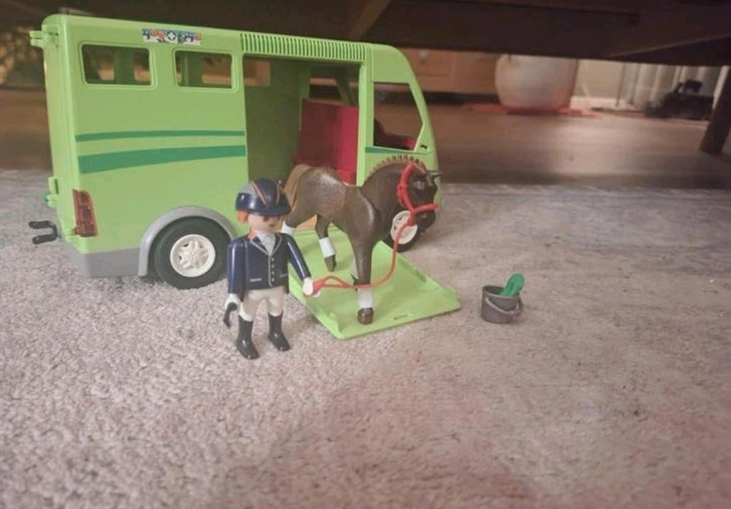 Complete Playmobil Country 6928 Paardenvrachtwagen, Ophalen of Verzenden, Zo goed als nieuw, Complete set
