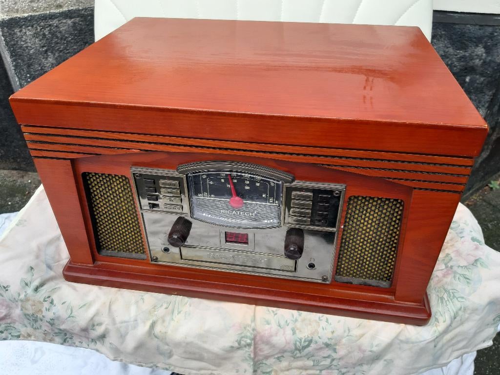 Ricatech RMC82 Music Center TheRebel – of Soundmaster,, Audio, Tv en Foto, Stereo-sets, Ophalen, Zo goed als nieuw, Tuner of Radio