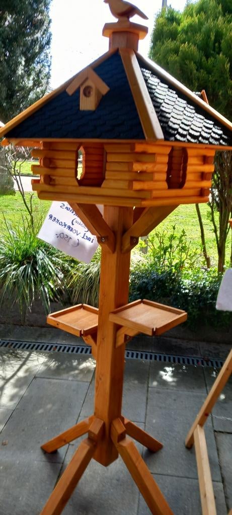 Vogelvoer,huis,chalet, hand made.2 varianten,  zie foto's, Ophalen