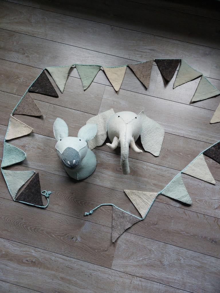 Kidsdepot vilten dierenkoppen en slinger, Ophalen of Verzenden, Overige typen