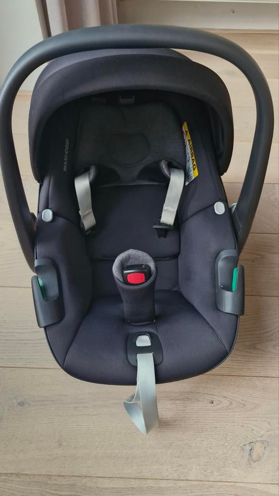 Maxi cosi pebble 360 met onderstel, Kinderen en Baby's, Autostoeltjes, Ophalen, Zo goed als nieuw, Isofix, 0 t/m 13 kg