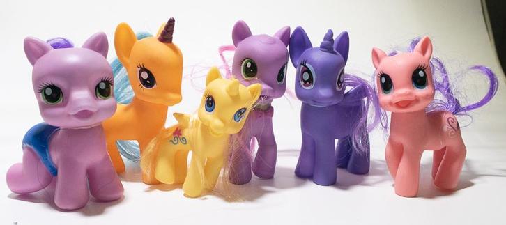 Diverse pony's, Kinderen en Baby's, Speelgoed | My Little Pony, Zo goed als nieuw, Ophalen of Verzenden