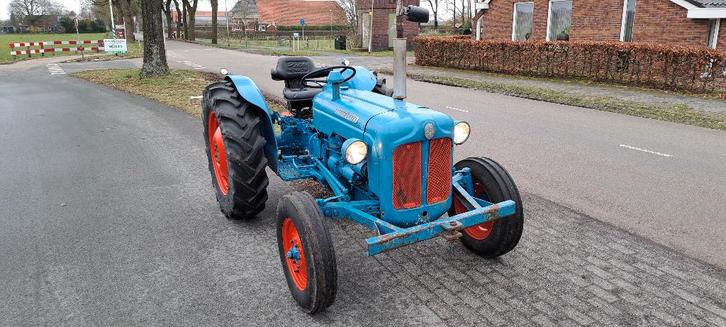 Ford Dexta   en   Yanmar met weidesleep, Zakelijke goederen, Agrarisch | Tractoren, 5000 tot 7500, Ford, tot 80 Pk, Gebruikt, Verzenden