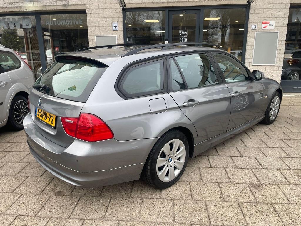 BMW 3 Serie Touring 318d Business Airco TOPSTAAT (bj 2009), Auto's, BMW, 21 km/l, Parkeersensor, 3-Serie, 1480 kg