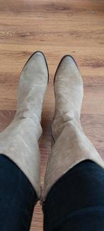 PS POELMAN beige suede cowboylaarzen mt. 39, Hoge laarzen, Beige, Ophalen of Verzenden, Zo goed als nieuw