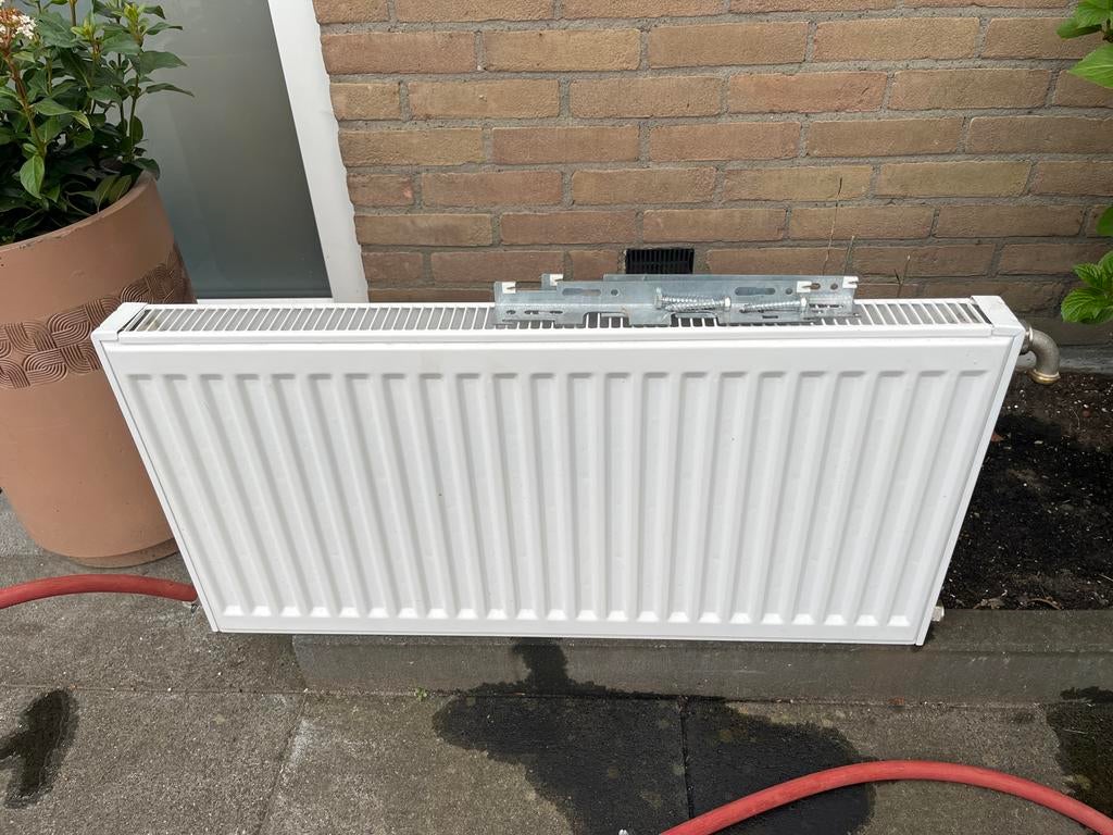Witte radiator 80x40, Ophalen, 30 tot 80 cm, Gebruikt, Radiator