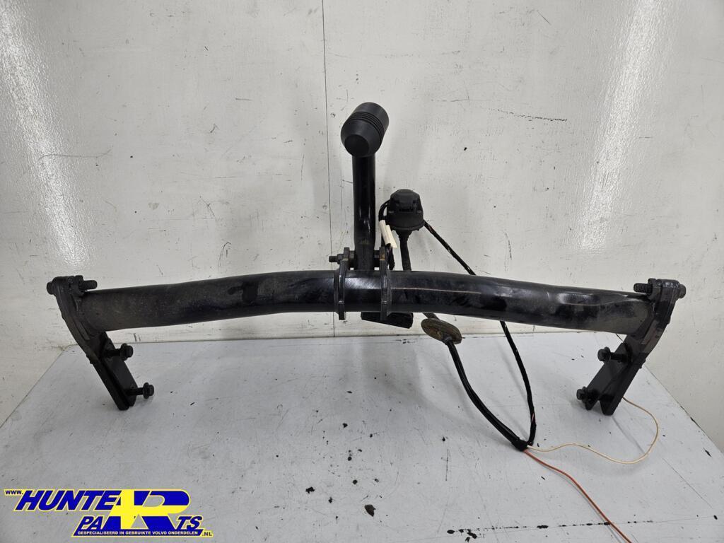 Trekhaak vast Volvo XC60 I ('08->) 31359730, Gebruikt, Ophalen of Verzenden, Volvo, Volvo