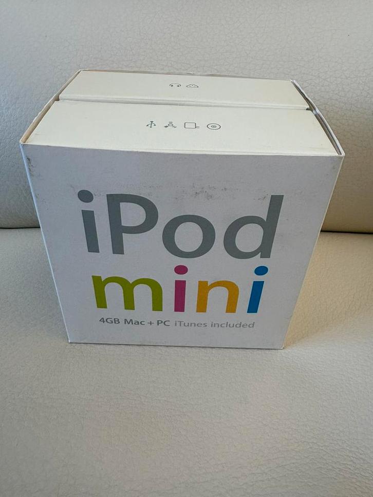 IPOD MINI 4GB Portable MP3 speler NIEUW IN DOOS, Audio, Tv en Foto, Mp3-spelers | Apple iPod, Nieuw, Classic, 2 tot 10 GB, Zilver