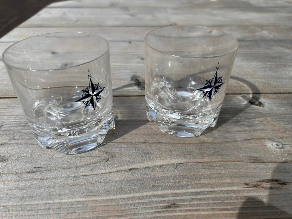 4 mooie plastic glazen voor boot, tuin of camping, Caravans en Kamperen, Ophalen of Verzenden, Gebruikt