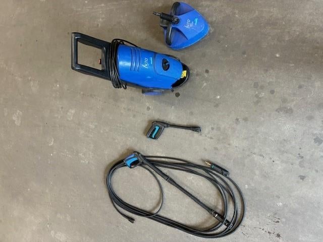 Hogedruk spuit Alto 150 bar/570liter p/u., Ophalen, Gebruikt, Met autostop en -start, Elektrisch
