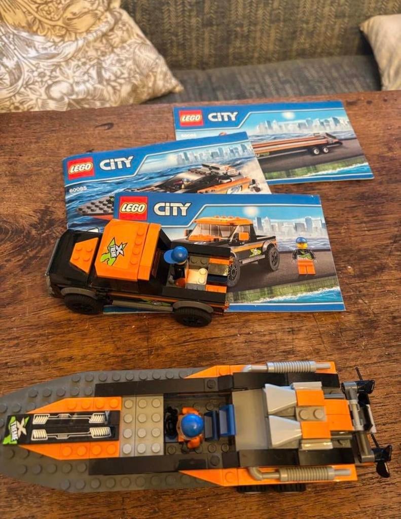 Lego City 60085: Truck met Powerboot (bijna compleet), Lego, Ophalen of Verzenden, Complete set, Inclusief instructies