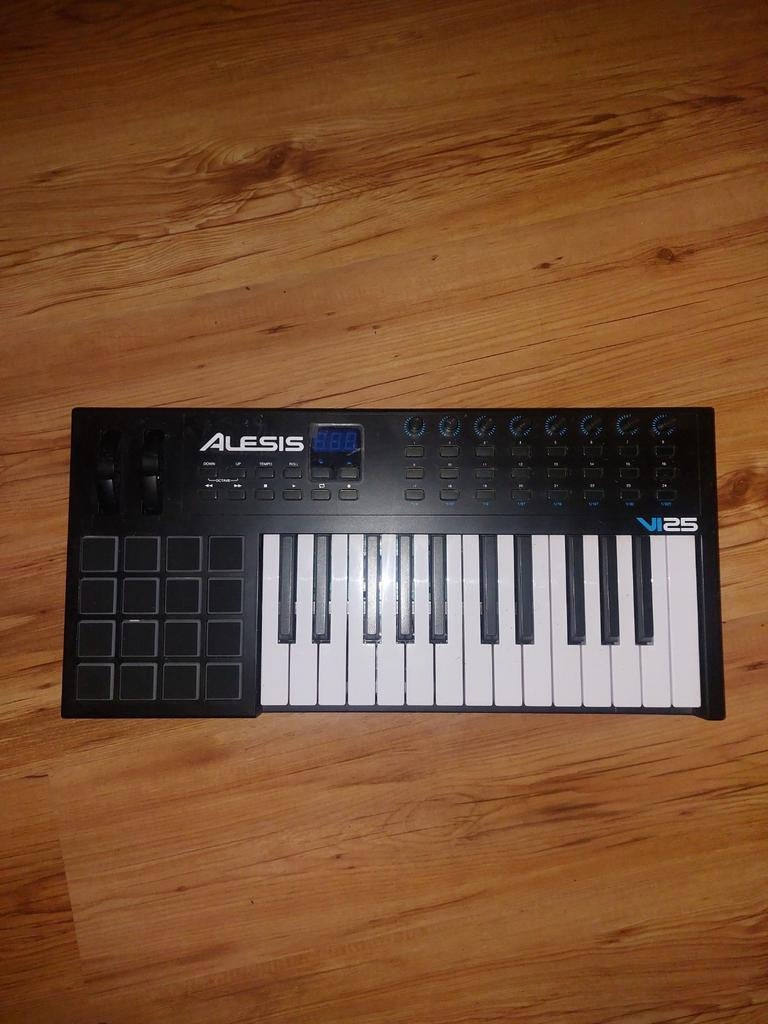 Alesis v125, Ophalen of Verzenden