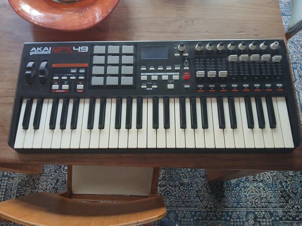 AKAI MPK49 MIDI Keyboard Controller, Ophalen of Verzenden