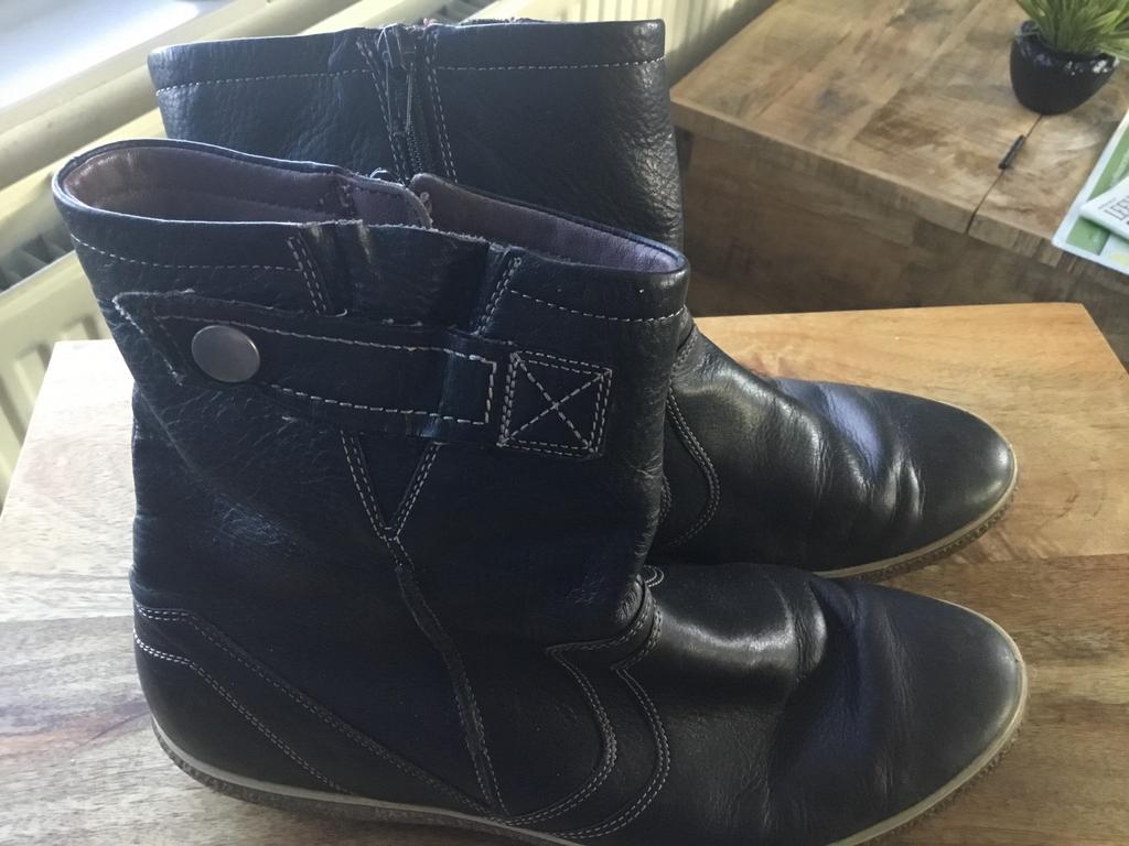 Ecco laarsjes, Kleding | Dames, Schoenen, Zwart, Lage of Enkellaarzen, Ophalen of Verzenden, Gedragen