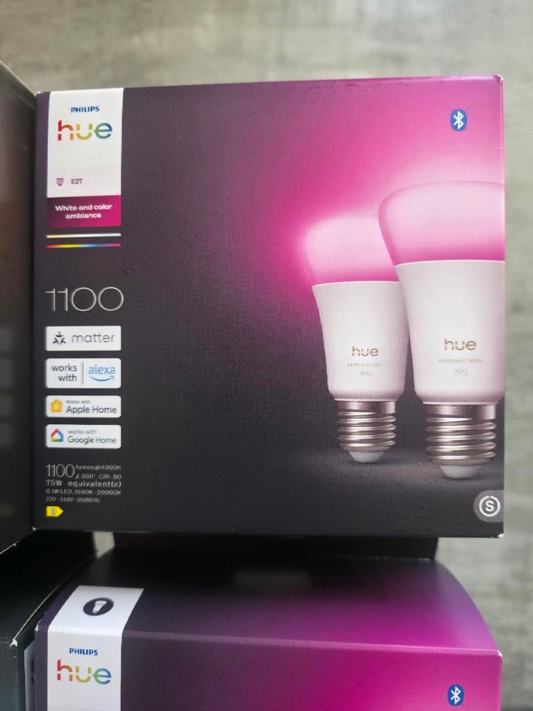 Philips Hue White & Color Ambiance - E27- 1100 lm [geseald], Led-lamp, Minder dan 30 watt, Nieuw, E27 (groot)
