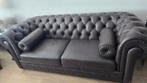 Luxe Chesterfield ruime 2-zits bank en fauteuil set (3), Huis en Inrichting, Banken | Bankstellen, Chesterfield, Klassiek, Landelijk