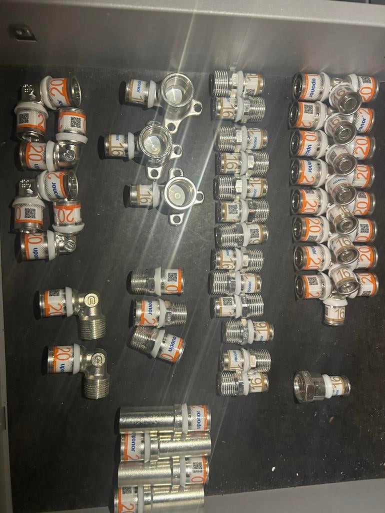 Uponor 38 stuks, Ophalen of Verzenden, Nieuw, Minder dan 50 mm