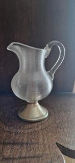 Antiek Fries Draadglas Kan (Filetglas) op Zilveren Voet, Ophalen of Verzenden