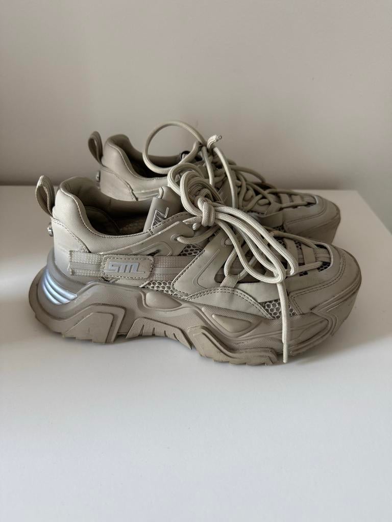 Steve Madden Sneakers Maat 38, Beige, Ophalen of Verzenden, Sneakers of Gympen, Zo goed als nieuw