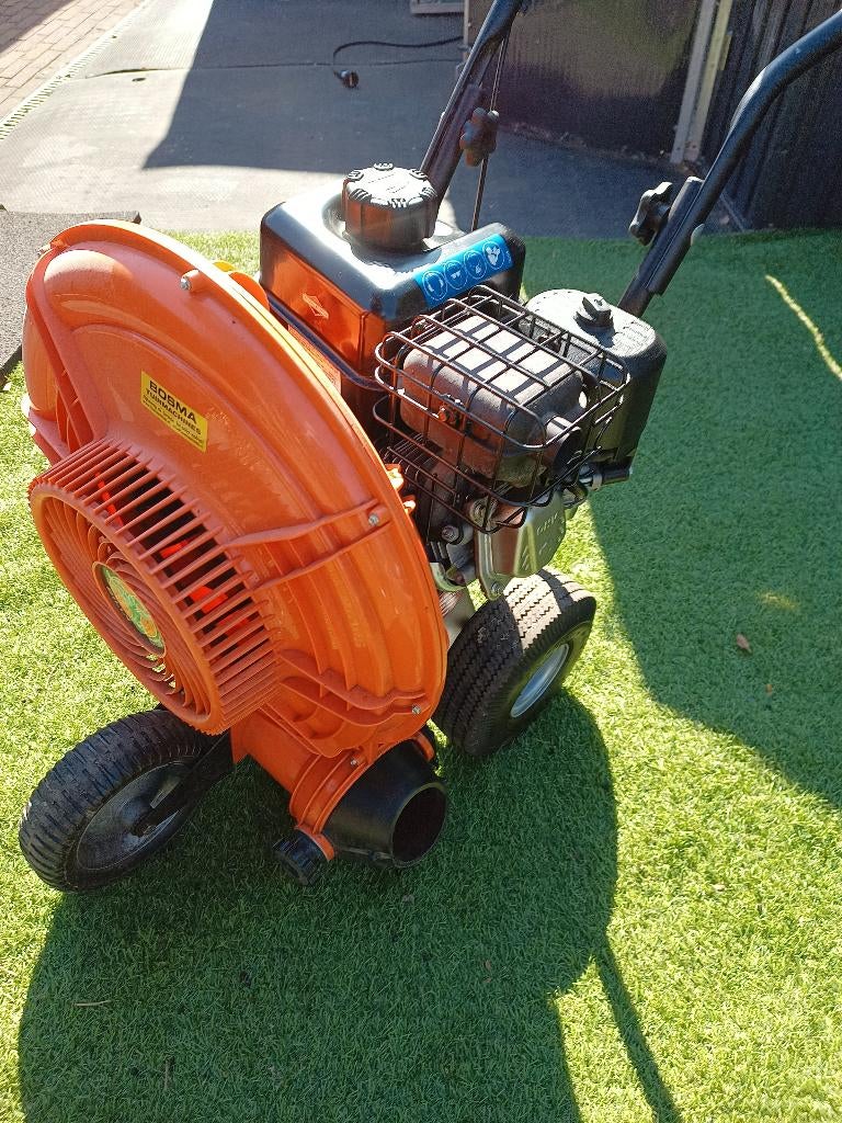 Billy Goat F602 benzine bladblazer nw type, Tuin en Terras, Bladblazers, Ophalen, Zo goed als nieuw, Benzine, Met neuswiel