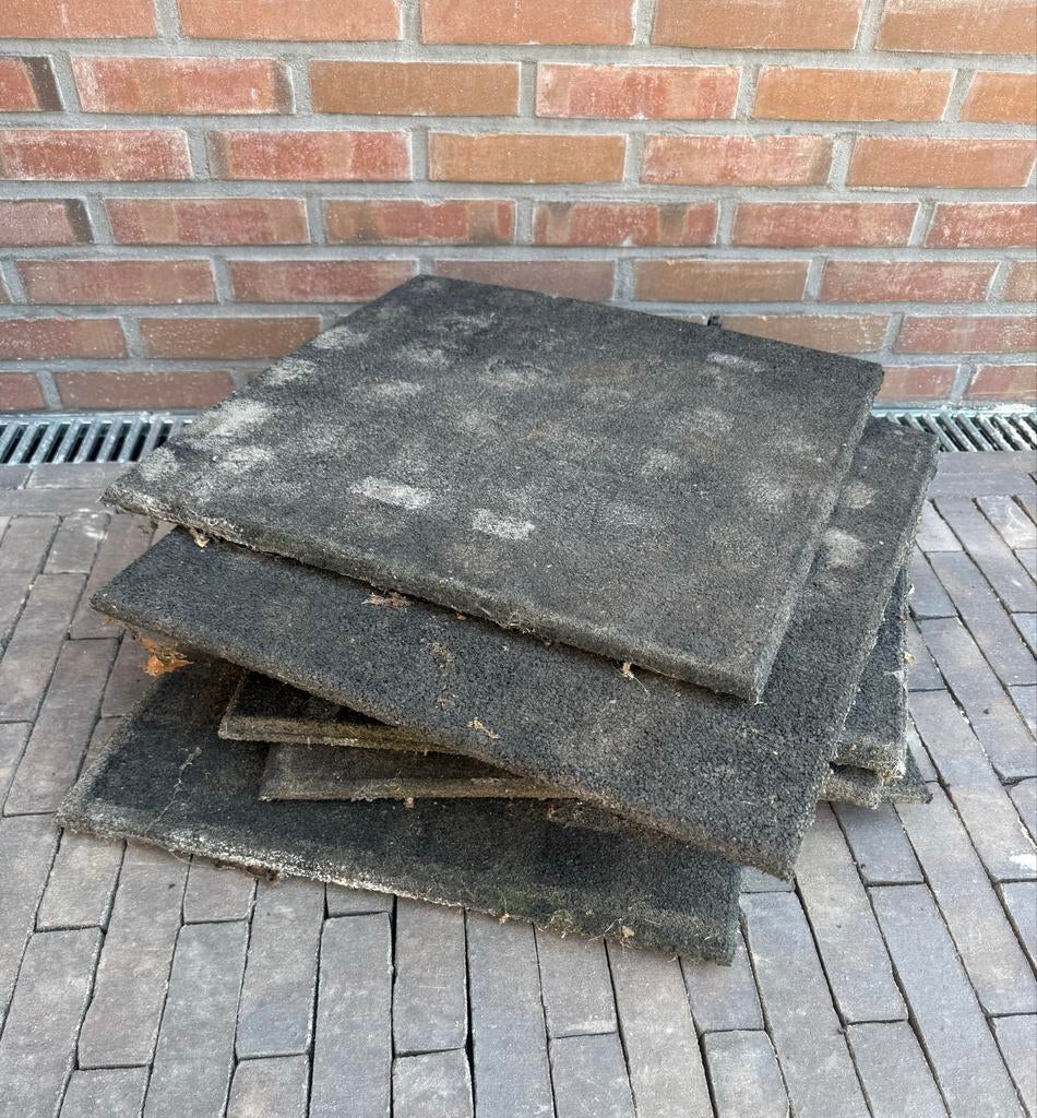 Gratis 8 rubber tegels, Tuin en Terras, Ophalen, Gebruikt, Overige typen, Rubber