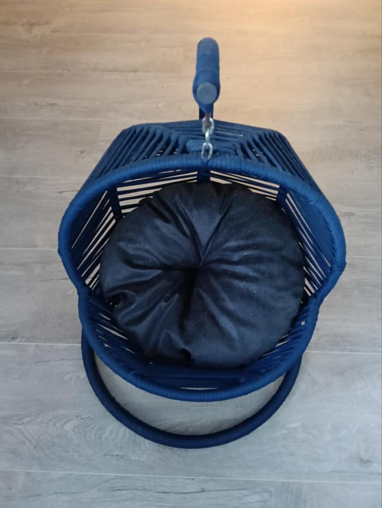 Katten hangstoel blauw, Ophalen, Zo goed als nieuw