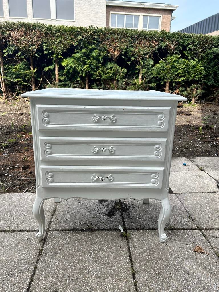Vintage witte ladekast met 3 laden - 65x40x70 cm, Huis en Inrichting, Kasten | Ladekasten, Gebruikt, 3 of 4 laden, Minder dan 100 cm