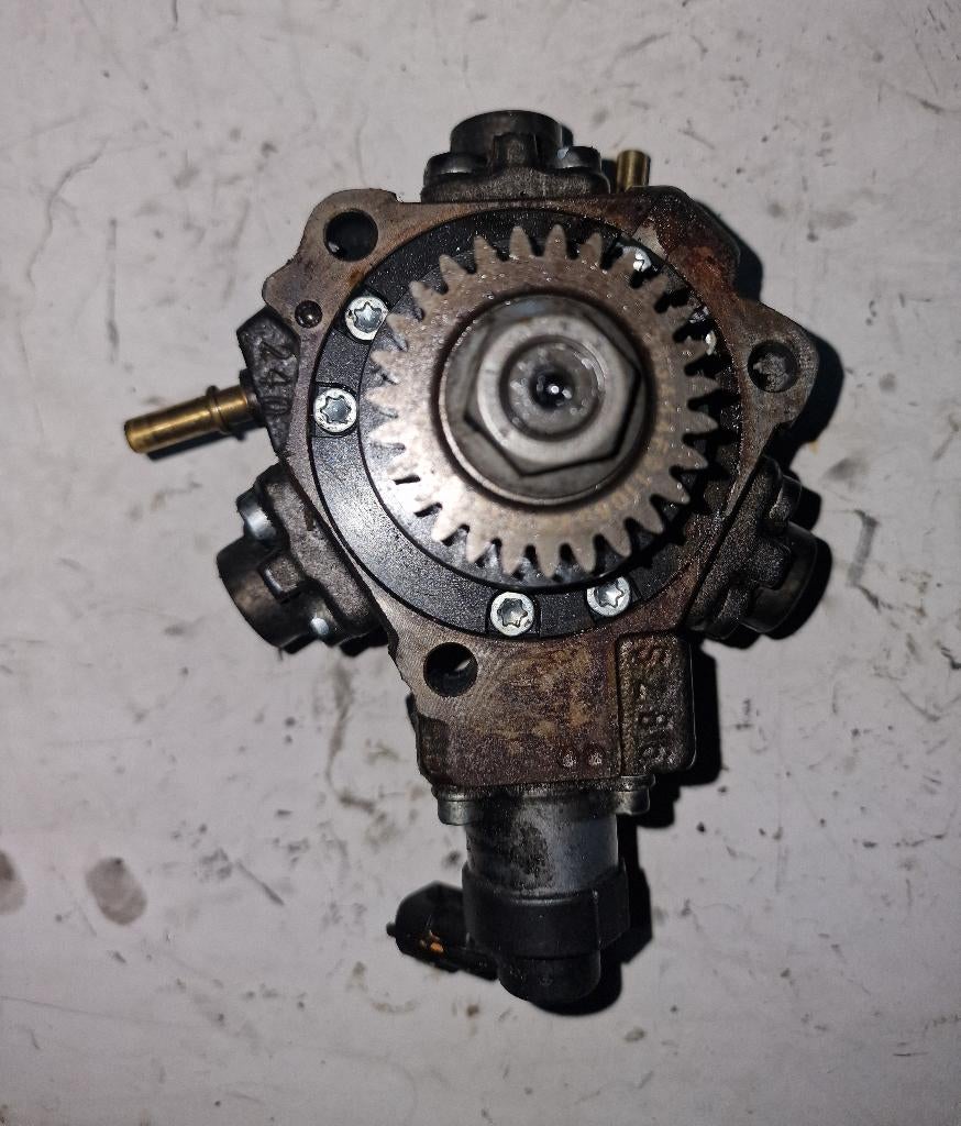 Dieselpomp Mercedes Vito 1.6 CDI 16V 2018 0445010250, Ophalen of Verzenden