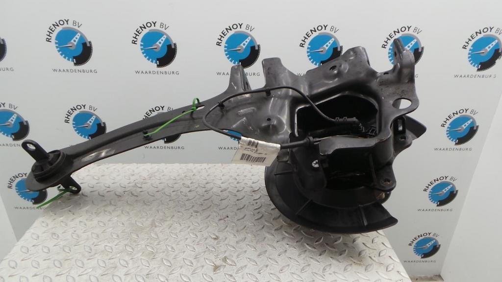 VOLVO V40 DRAAGARM ONDER LA 2014, Ophalen of Verzenden, Gebruikt, Stiba lid