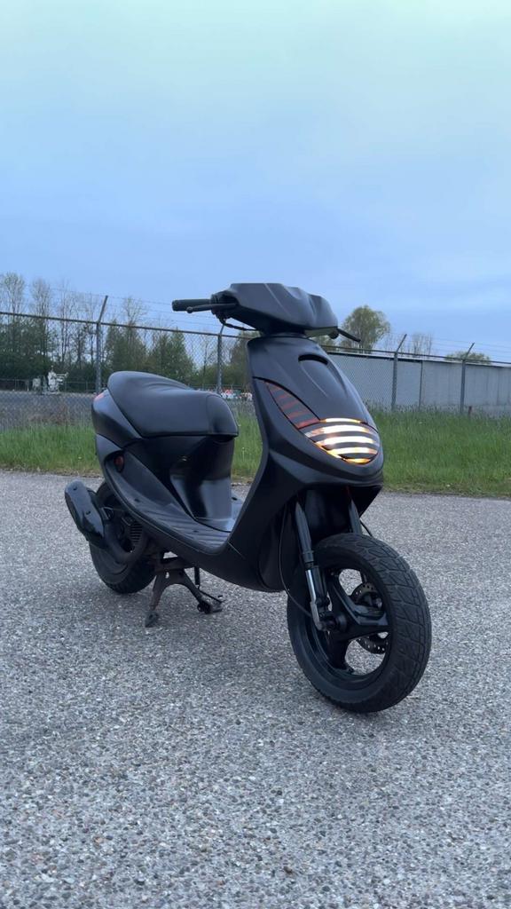 Peugeot Vivacity 70cc, Ophalen, Tweetakt, Maximaal 45 km/u, 70 cc