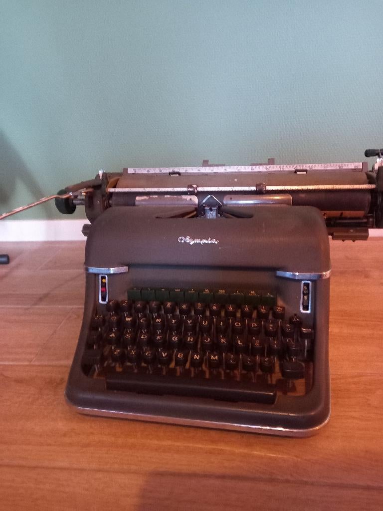 Type machine, Ophalen, Gebruikt