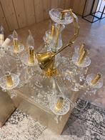 Grote kroonluchter met glazen en gouden details, Huis en Inrichting, Lampen | Kroonluchters, Ophalen, Gebruikt, Glas