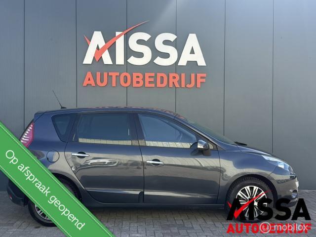 Renault Scenic 1.6 dCi Bose Navi Clima Cruise Trekhaak Keyle, Auto's, Voorwielaandrijving, Euro 5, Gebruikt, 4 cilinders