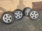 Nieuwe Mercedes velgen met winterbanden, Auto-onderdelen, Banden en Velgen, 15 inch, Banden en Velgen, 195 mm, Winterbanden