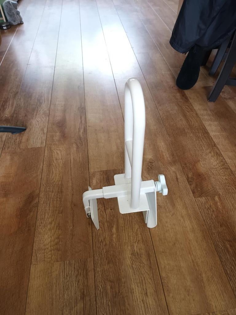 Badbeugel, Ophalen, Zo goed als nieuw