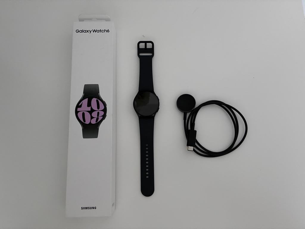 Samsung Galaxy Watch 6 - 40mm - Compleet in doos, Hartslag, Zwart, Ophalen of Verzenden, Zo goed als nieuw