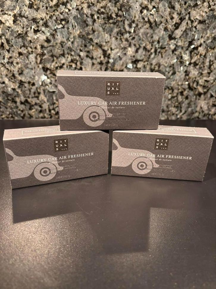 Rituals Homme autoparfum houder met 2 navullingen.🩶 nieuw, Sieraden, Tassen en Uiterlijk, Uiterlijk | Parfum, Nieuw, Ophalen of Verzenden