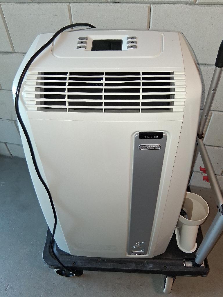 Delonghi mobiele airco unit PAC A95, Ophalen, Gebruikt, Timer, Minder dan 60 m³