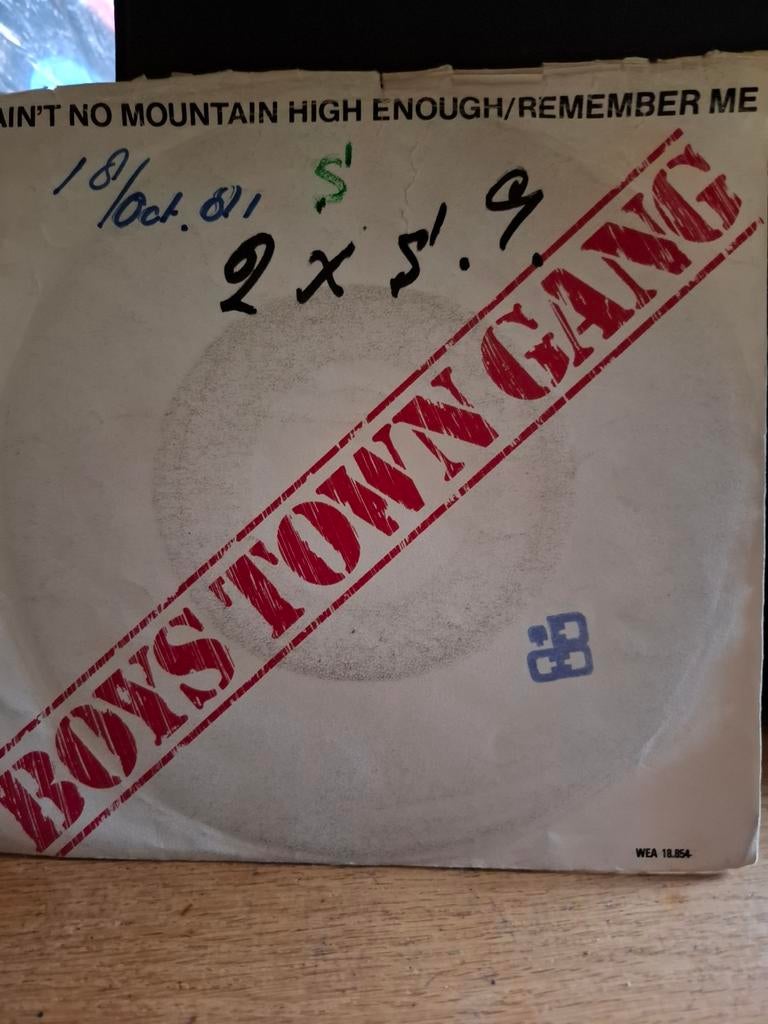 Boys Town Gang - Ain't No Mountain High Enough Single, Gebruikt, 7 inch, Single, Dance