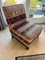 Leuke stoel met Canadese stof bekleed, Ophalen, Canadees, Gebruikt, Minder dan 75 cm