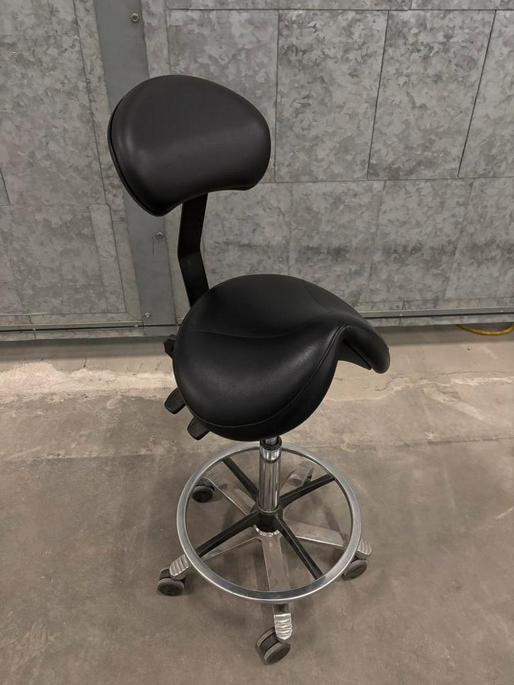 Score ergonomische zadelkruk - Zeer nette staat, Huis en Inrichting, Bureaustoelen, Zo goed als nieuw, Bureaukruk, Zwart, Ergonomisch