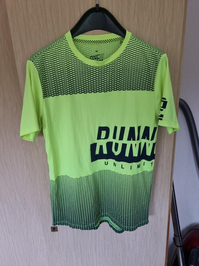 Mooi geel WE jongens shirt 158 164 nieuw, Kinderen en Baby's, Kinderkleding | Maat 158, WE, Nieuw, Ophalen of Verzenden, Shirt of Longsleeve