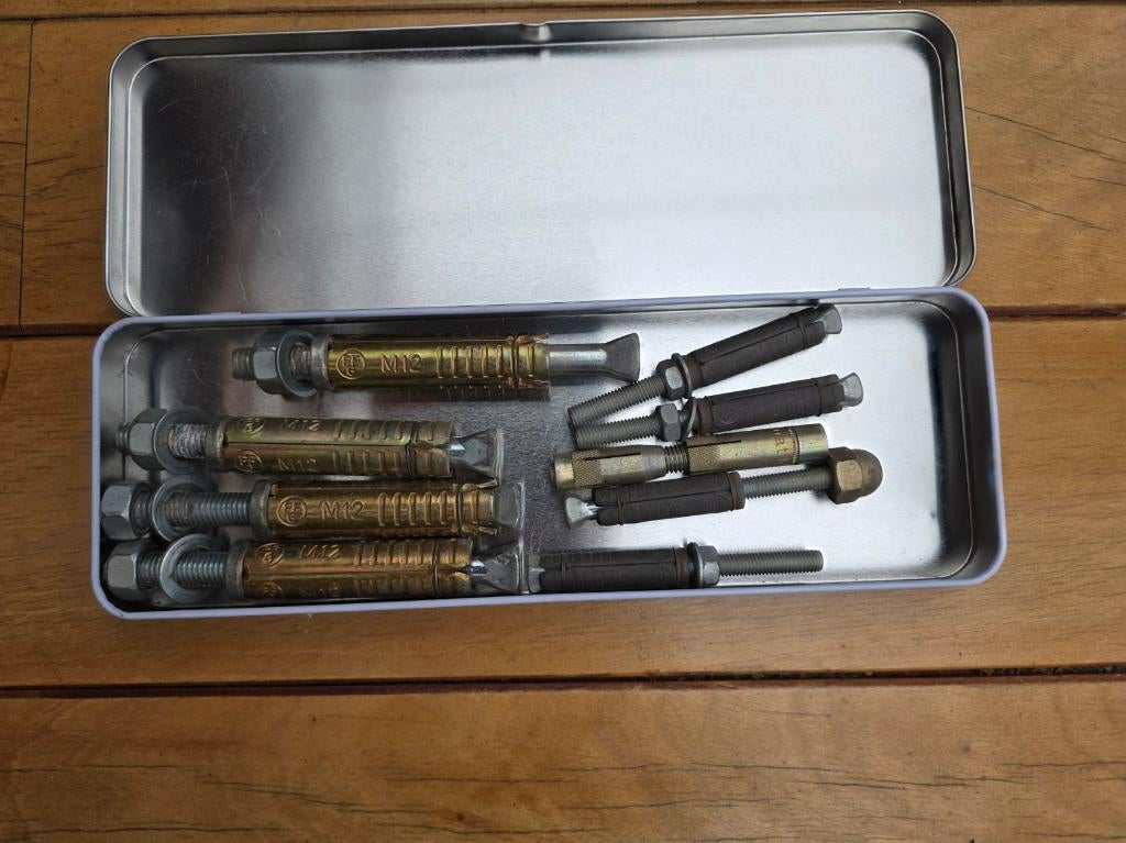 Keilbouten, 100 tot 250 mm, Ophalen of Verzenden, Zo goed als nieuw, Rvs