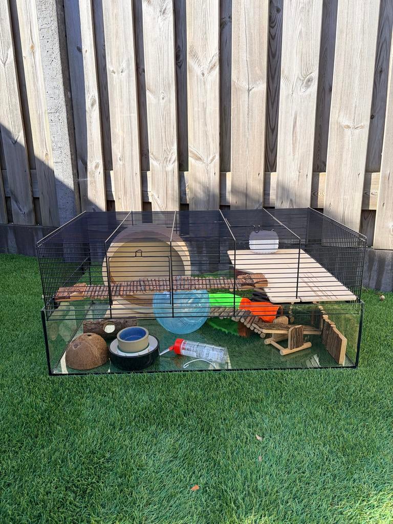 Hamster/knaagdier verblijf + veel toebehoren., Dieren en Toebehoren, Kooi, Minder dan 75 cm, Zo goed als nieuw, Hamster