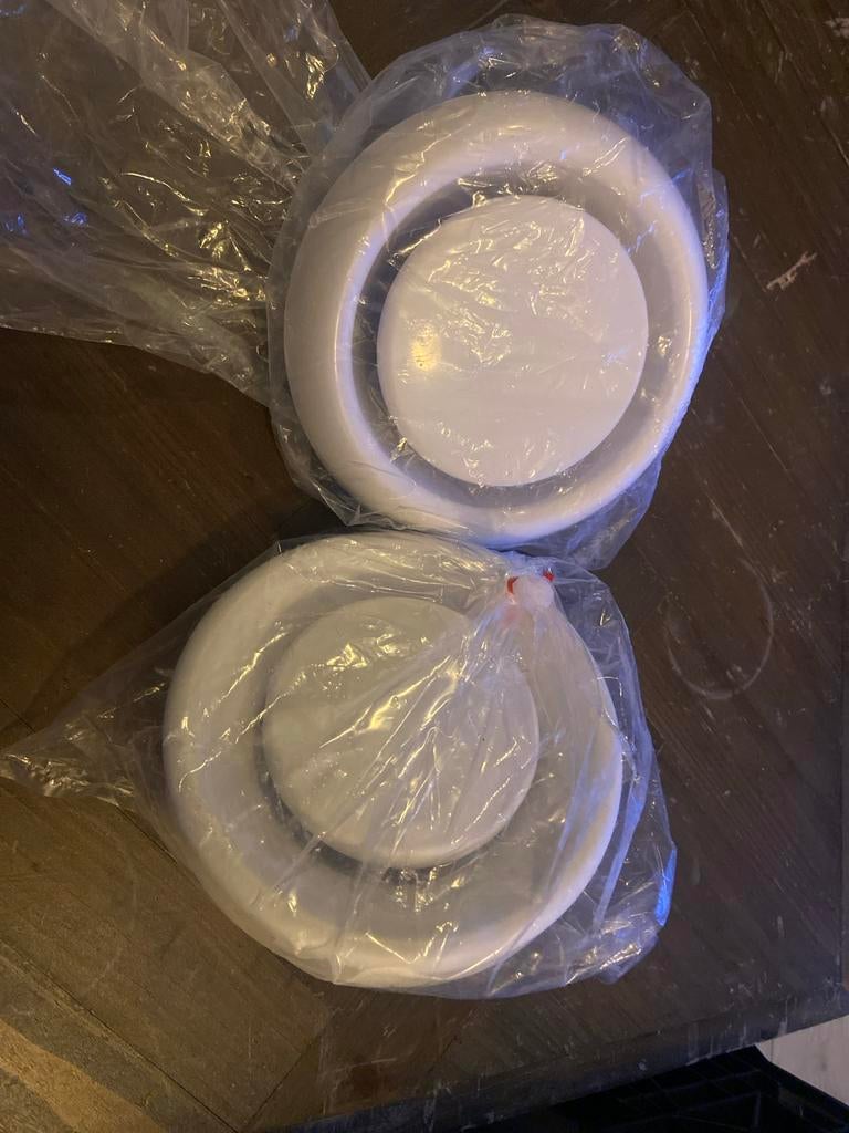 Nieuwe ventilatie kanaal roosters (2 stuks), Ophalen of Verzenden, Nieuw, Ventilator