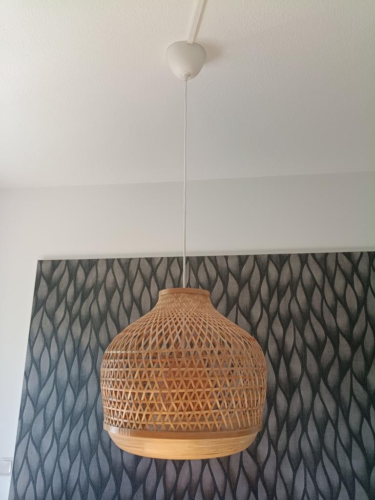 IKEA MISTERHULT hanglamp bamboe/rotan, 45 cm, perfecte staat, Ophalen, Boho, Scandinavisch, Natuurlijk, Zo goed als nieuw, Minder dan 50 cm