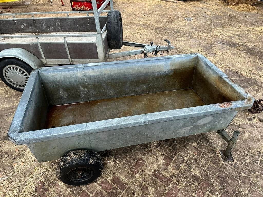 Getrokken weidedrinkbak, Tuin en Terras, Aarde en Mest, Ophalen