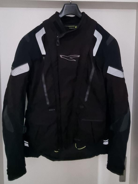 textiel combi motorpak Macna 4 seizoenen, Motoren, Kleding | Motorkleding, Ophalen, Nieuw zonder kaartje, Macna, Heren